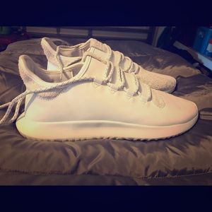VERY RARE Adidas 12 brand new old school sneakers!